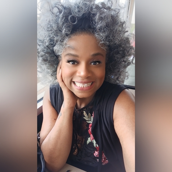 Meet your Posher, Sheri - Picture 10 of 10